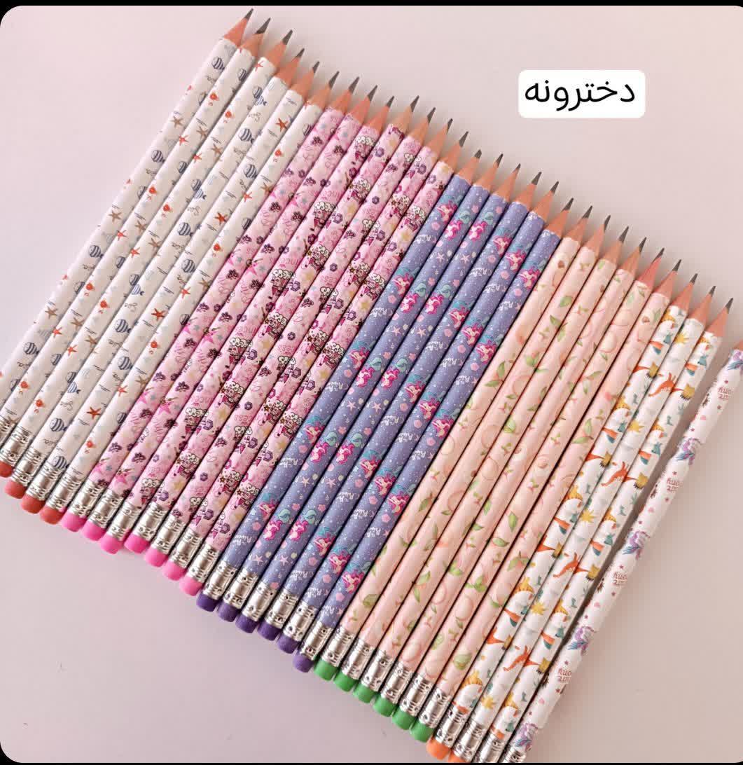 مداد با پاکن سرخود و طراحی ساده